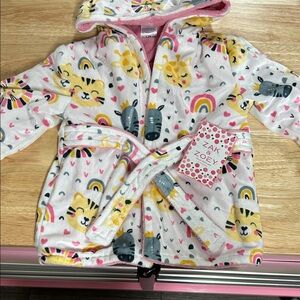 Zack & Zoey Colorful Animal Print Plush Pink and white Robe, 0-9 months NWT